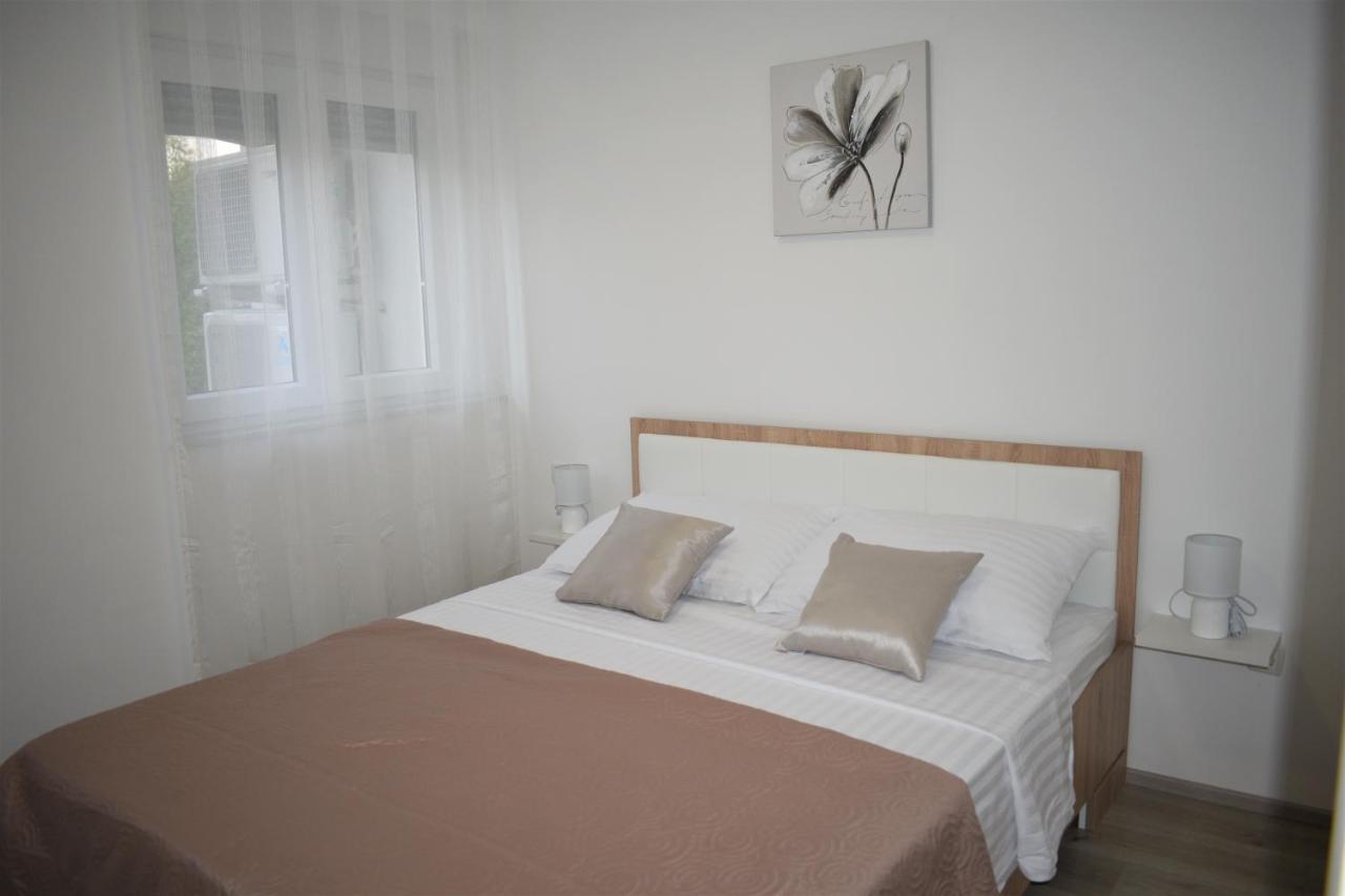 Apartments Rena Šibenik Eksteriør billede