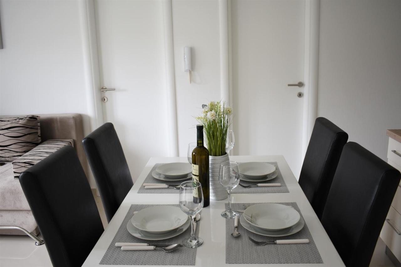 Apartments Rena Šibenik Eksteriør billede